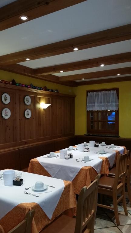 Chalet Brigitte B&B Arabba Exterior photo