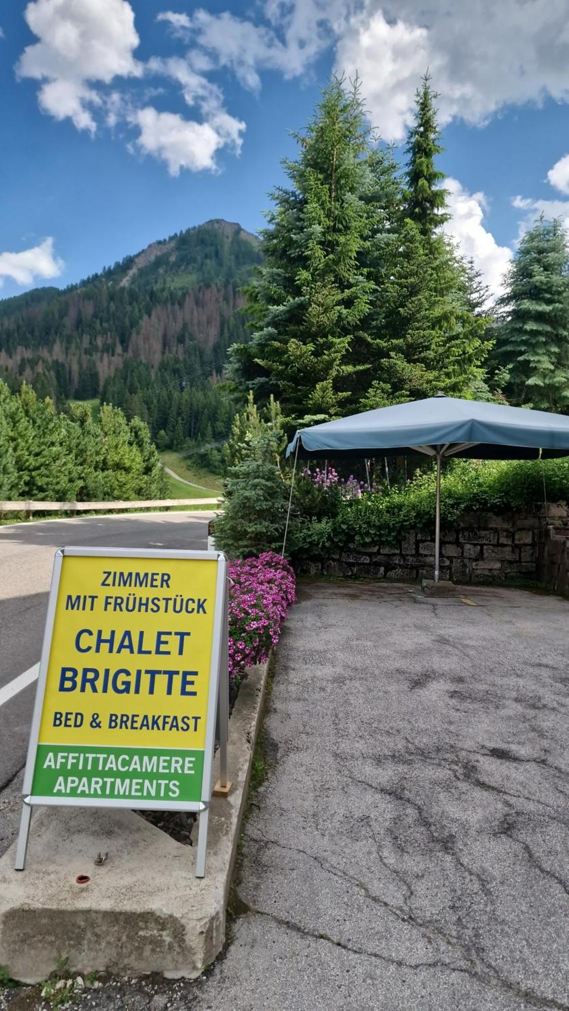 Chalet Brigitte B&B Arabba Exterior photo