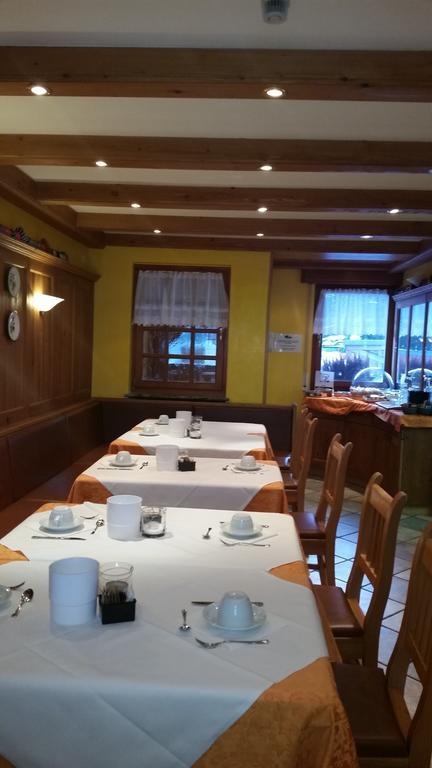 Chalet Brigitte B&B Arabba Exterior photo