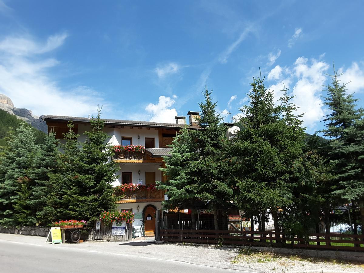 Chalet Brigitte B&B Arabba Exterior photo
