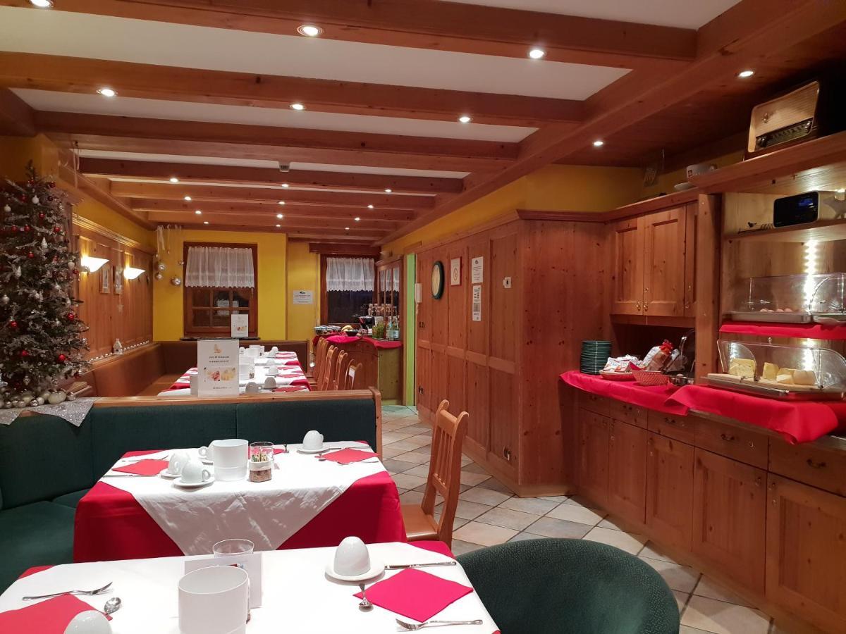 Chalet Brigitte B&B Arabba Exterior photo