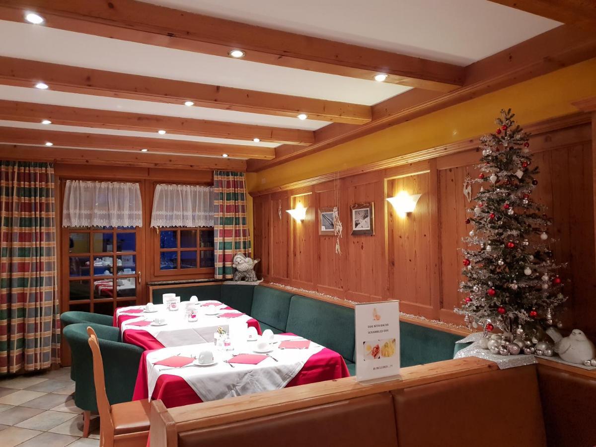 Chalet Brigitte B&B Arabba Exterior photo